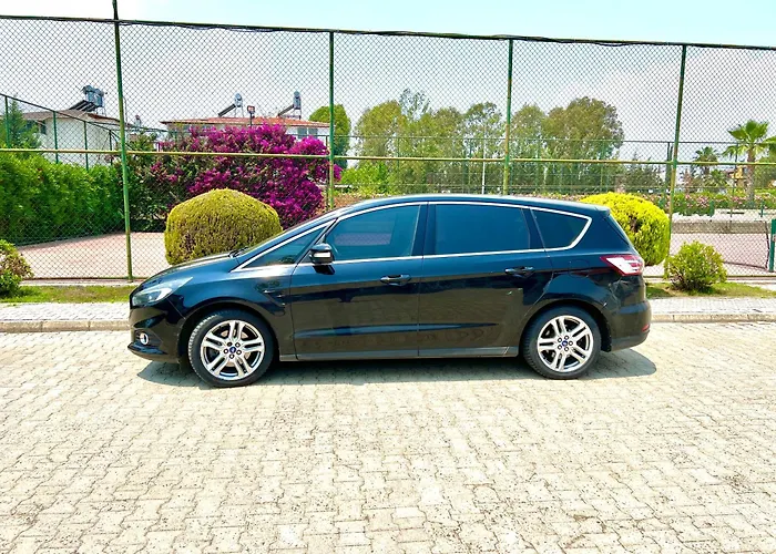 Paradise Town Legend Willa Belek