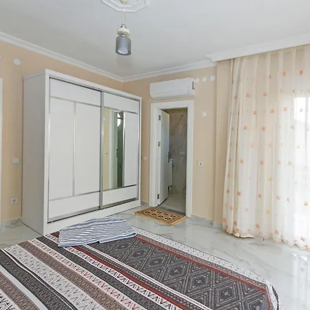 别墅 Paradise Town Legend 贝莱克